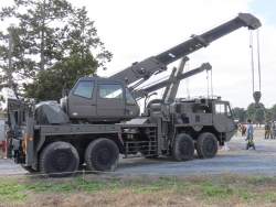546087 B