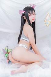 722764 B