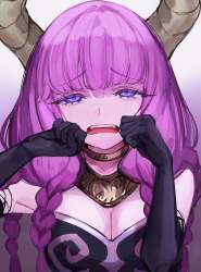 7228015 B