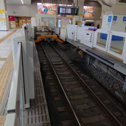 775382 B