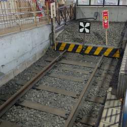 506173 B