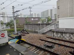 749709 B
