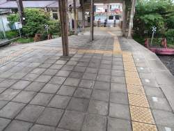 811044 B