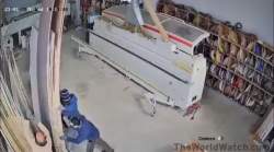 3842376 B