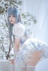 673275 B
