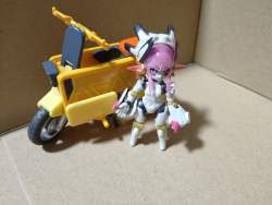 581253 B