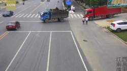 4723285 B