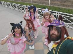 608598 B
