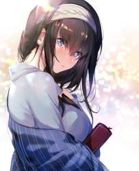 121196 B