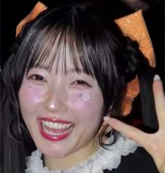 695447 B
