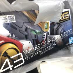 661583 B