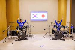 67225 B