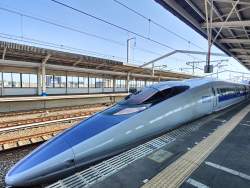 5590002 B