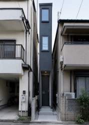 214623 B