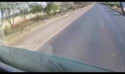 624207 B