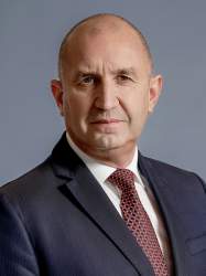 338390 B