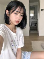 2123596 B