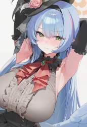 343342 B