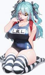 697996 B