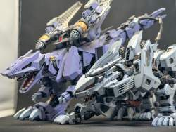 472720 B