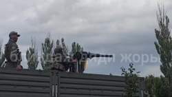 578257 B