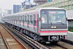 284967 B