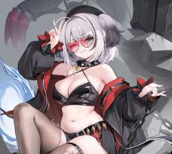 704690 B