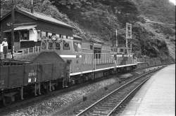 244957 B