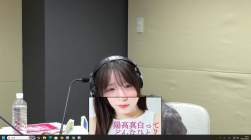 1002892 B