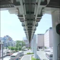 5622222 B