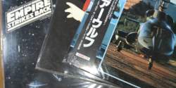 784860 B