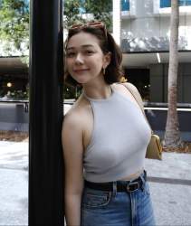 2016067 B