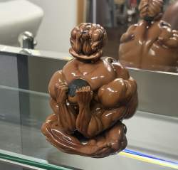 573066 B