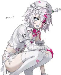 275552 B