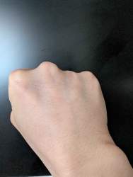 569805 B
