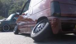 256927 B