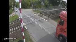 2853485 B