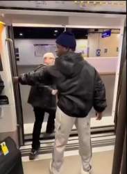 2465974 B
