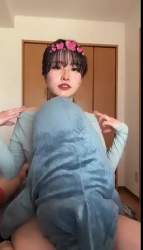 787579 B