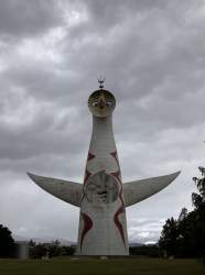1566090 B