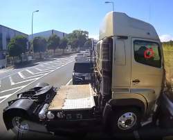 115916 B