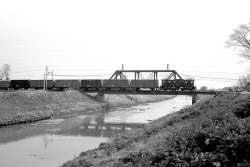 1960158 B