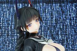 758443 B