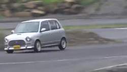 2272350 B