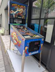 579600 B