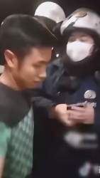 4318957 B