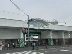 890198 B