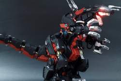 332872 B