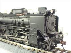 305245 B