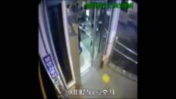 1593497 B